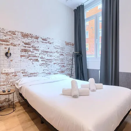 Pensión H30 Tiboli Self Checkin Bilbao
