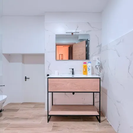 Casa de hóspedes H30 Tiboli Self Checkin