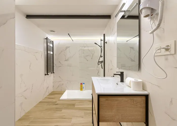 H30 Tiboli Self Checkin Guest house